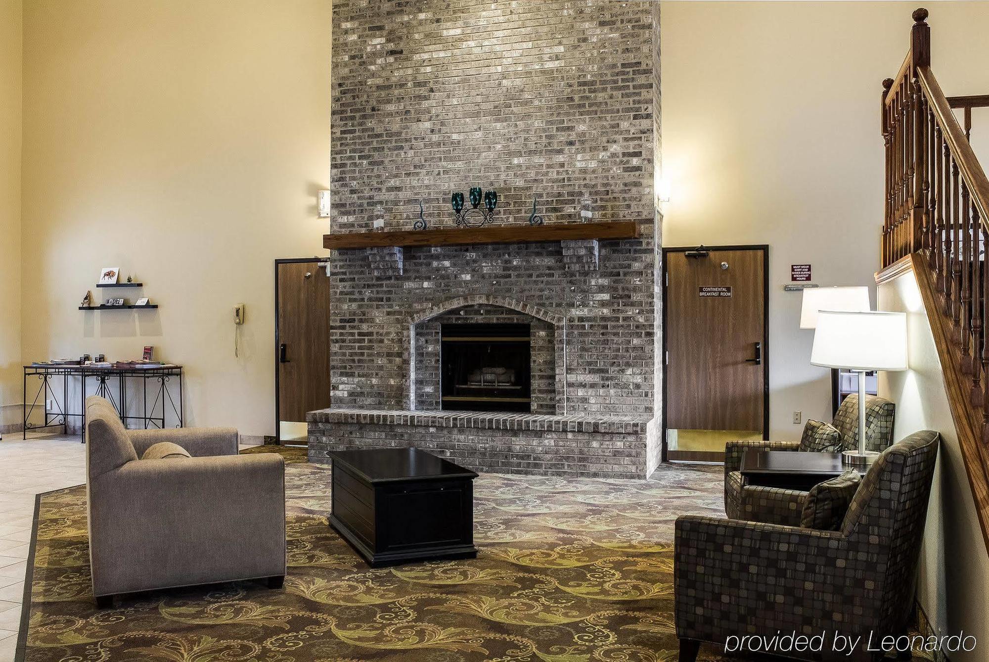 Quality Suites Near West Acres Fargo Exterior photo