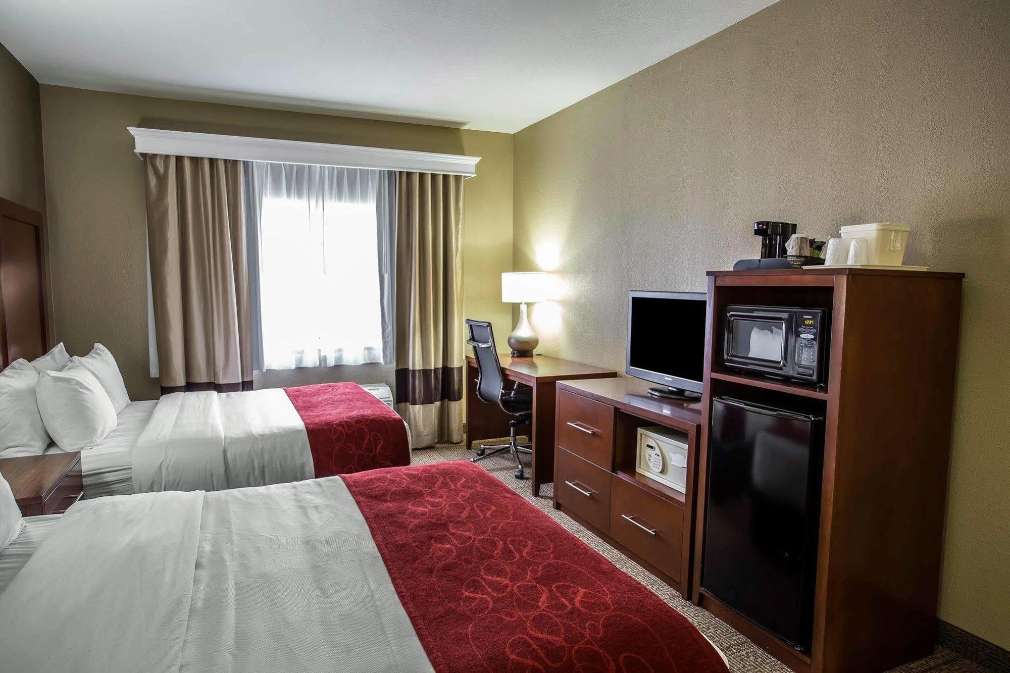 Quality Suites Near West Acres Fargo Exterior photo