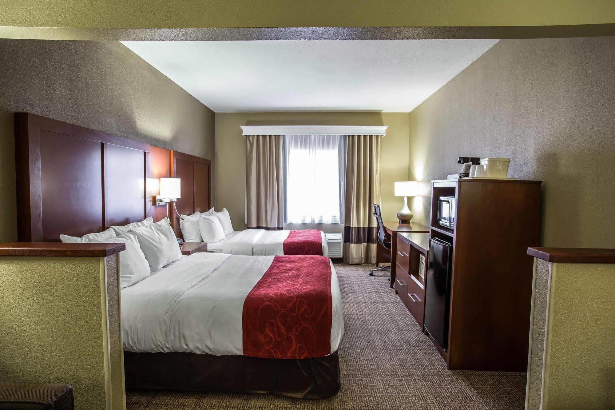 Quality Suites Near West Acres Fargo Exterior photo
